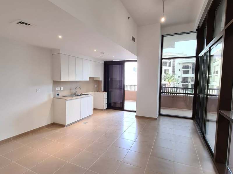 Large Corner Unit | 2 Bedroom | Amenities View