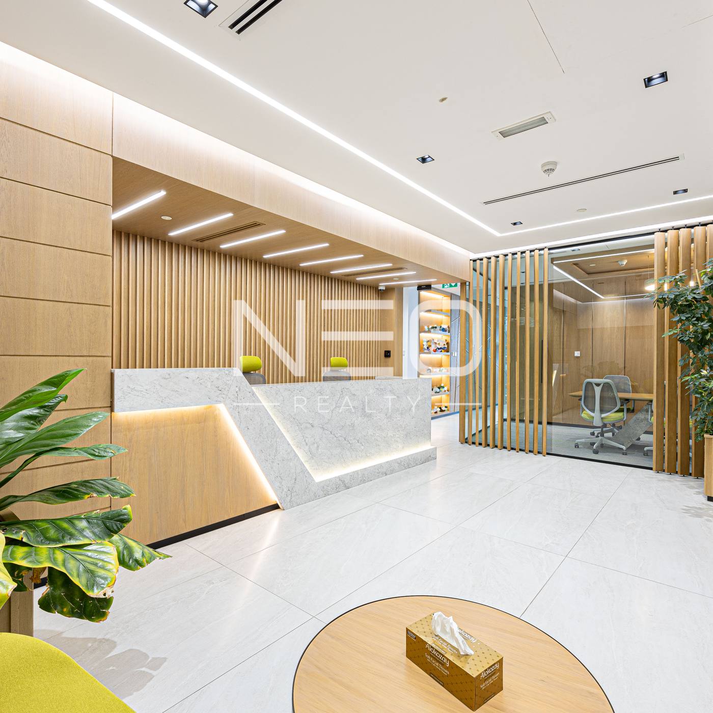 Walk to Metro | Vacant | Bespoke Furnishings