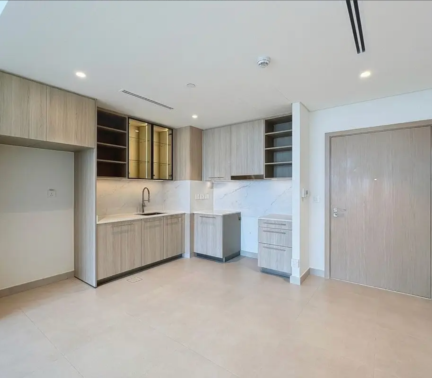 Open Plan | Brand New | Ready to Move In